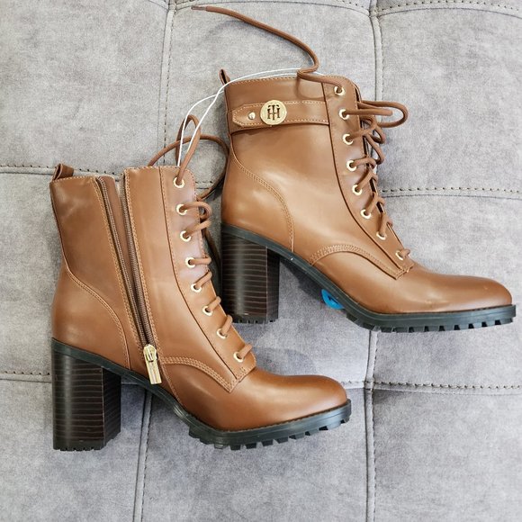 NEW Tommy Hilfiger Women's Sole Block Heel Platform Combat Boot Size 10M - Picture 4 of 9